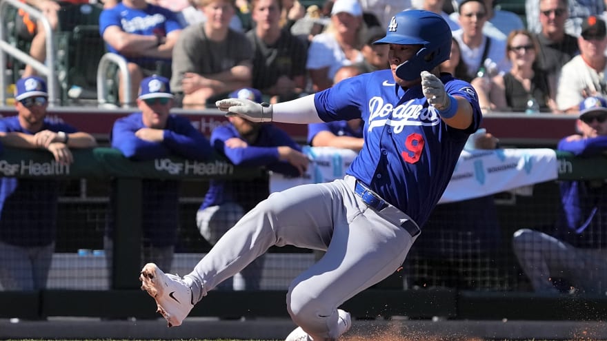 KBO’s Kiwoom Heroes Sign Keston Hiura