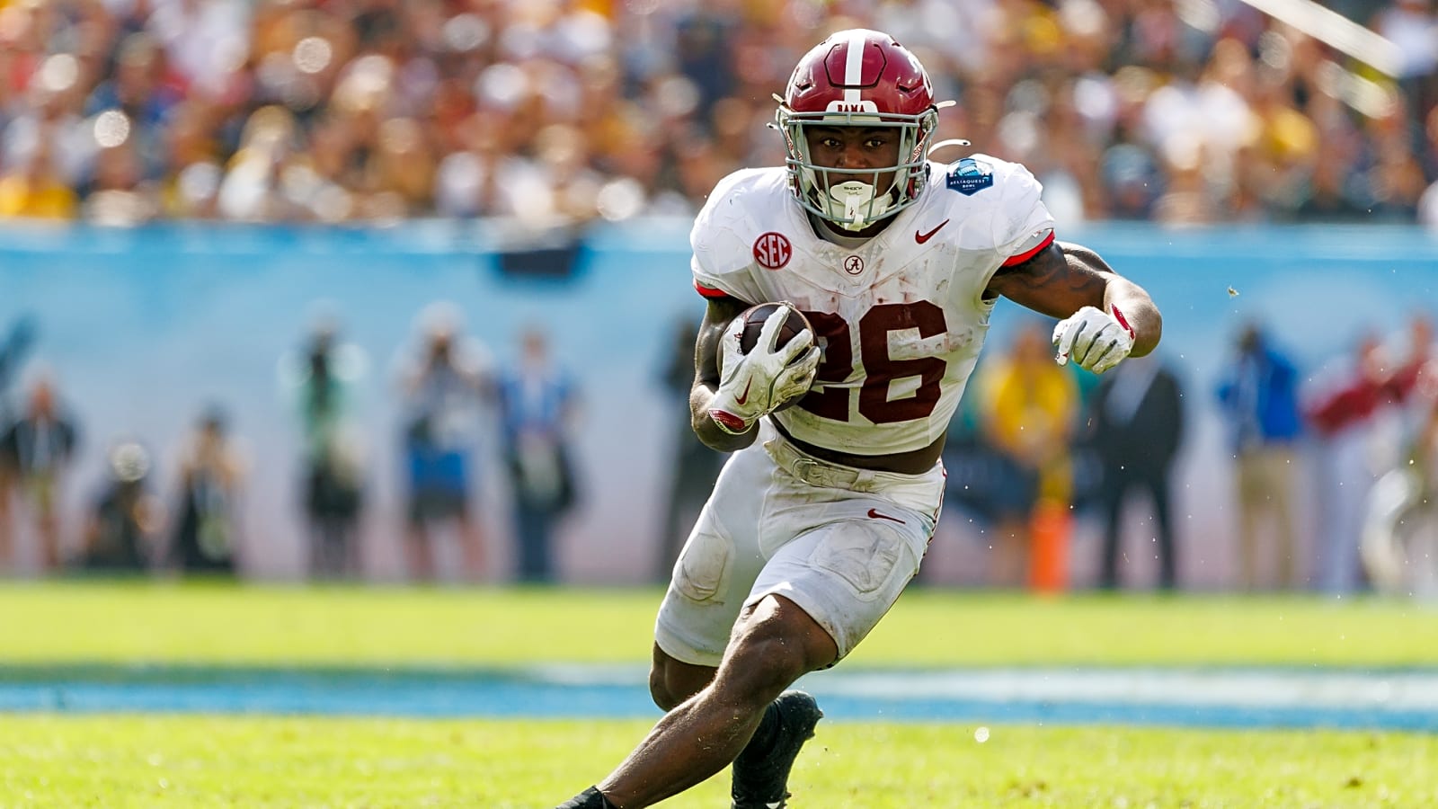 Alabama running back injured, expected to miss time