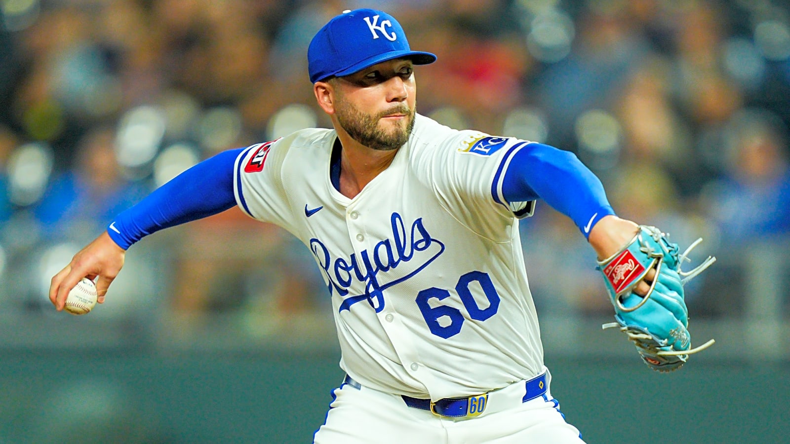 Royals' playoff chances take blow with right-hander's injury