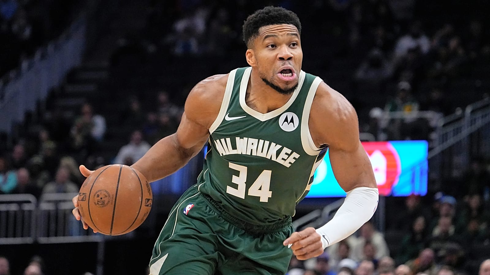 Antetokounmpo's trade preference could be affected by 'sun'