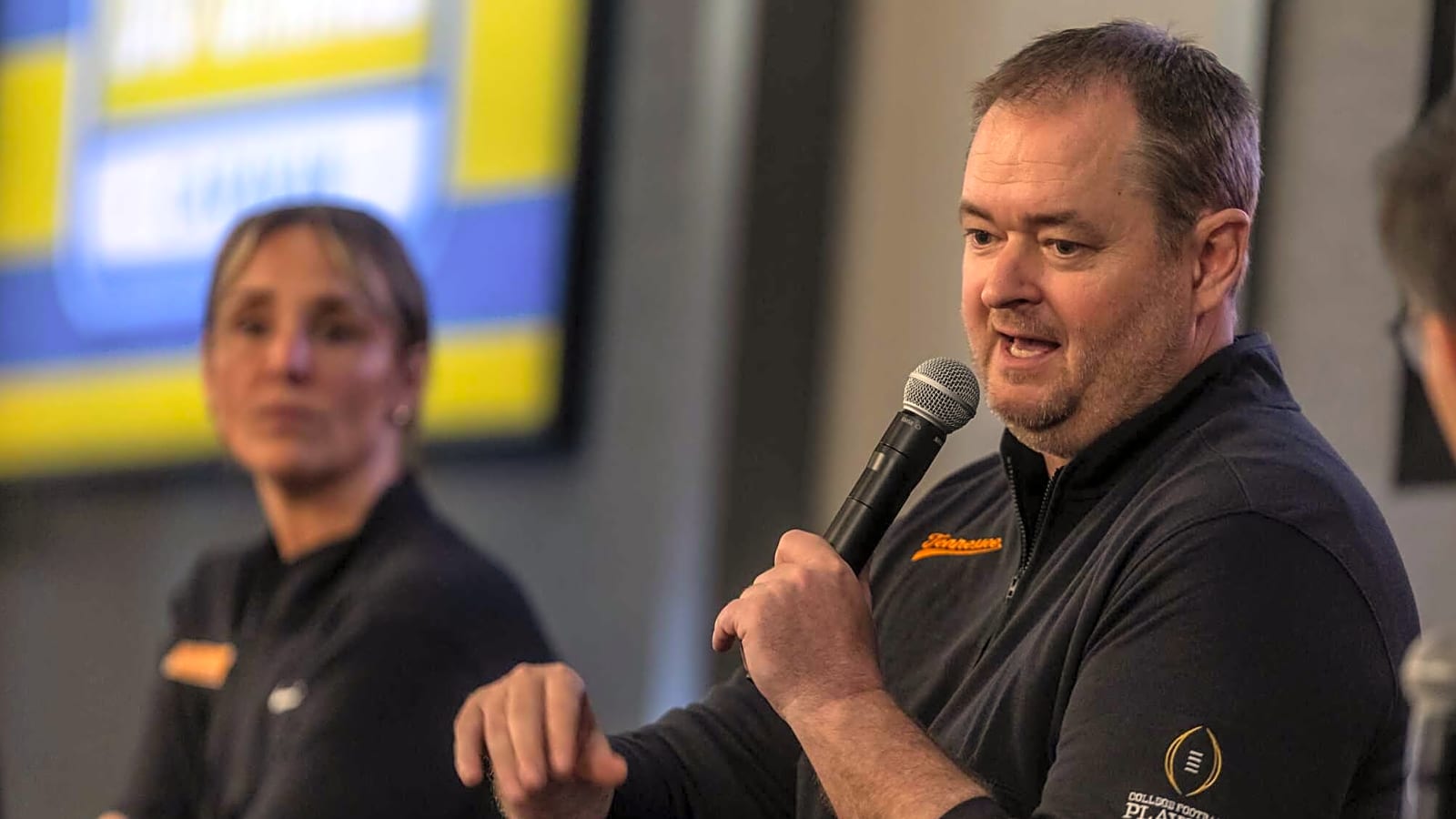 Tennessee Vols predicted to land elite 2026 football recruit over the Ohio State Buckeyes