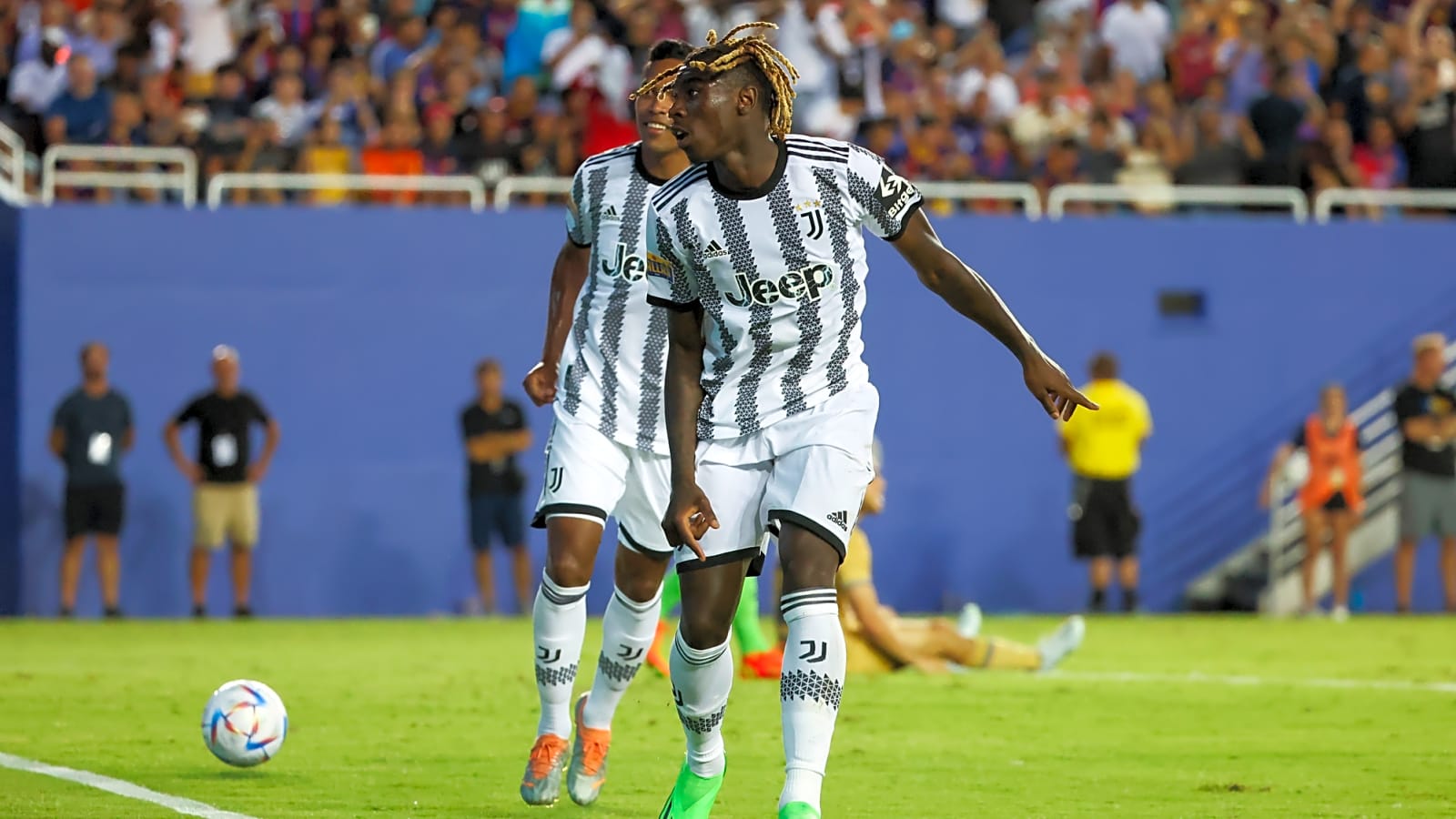 Manchester United keep pushing for Italian striker – Report