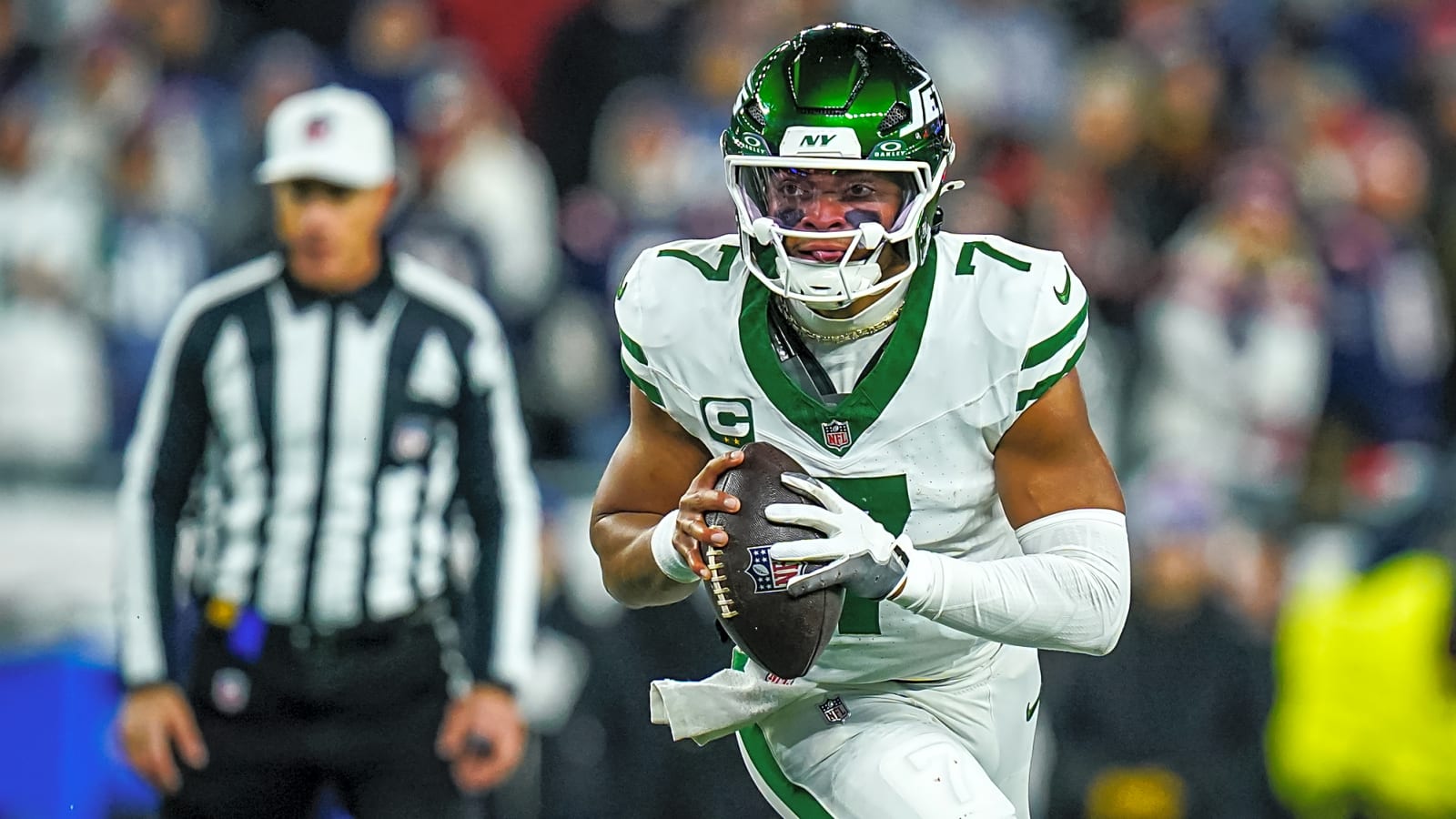 Jets To Trade QB Justin Fields To Chiefs