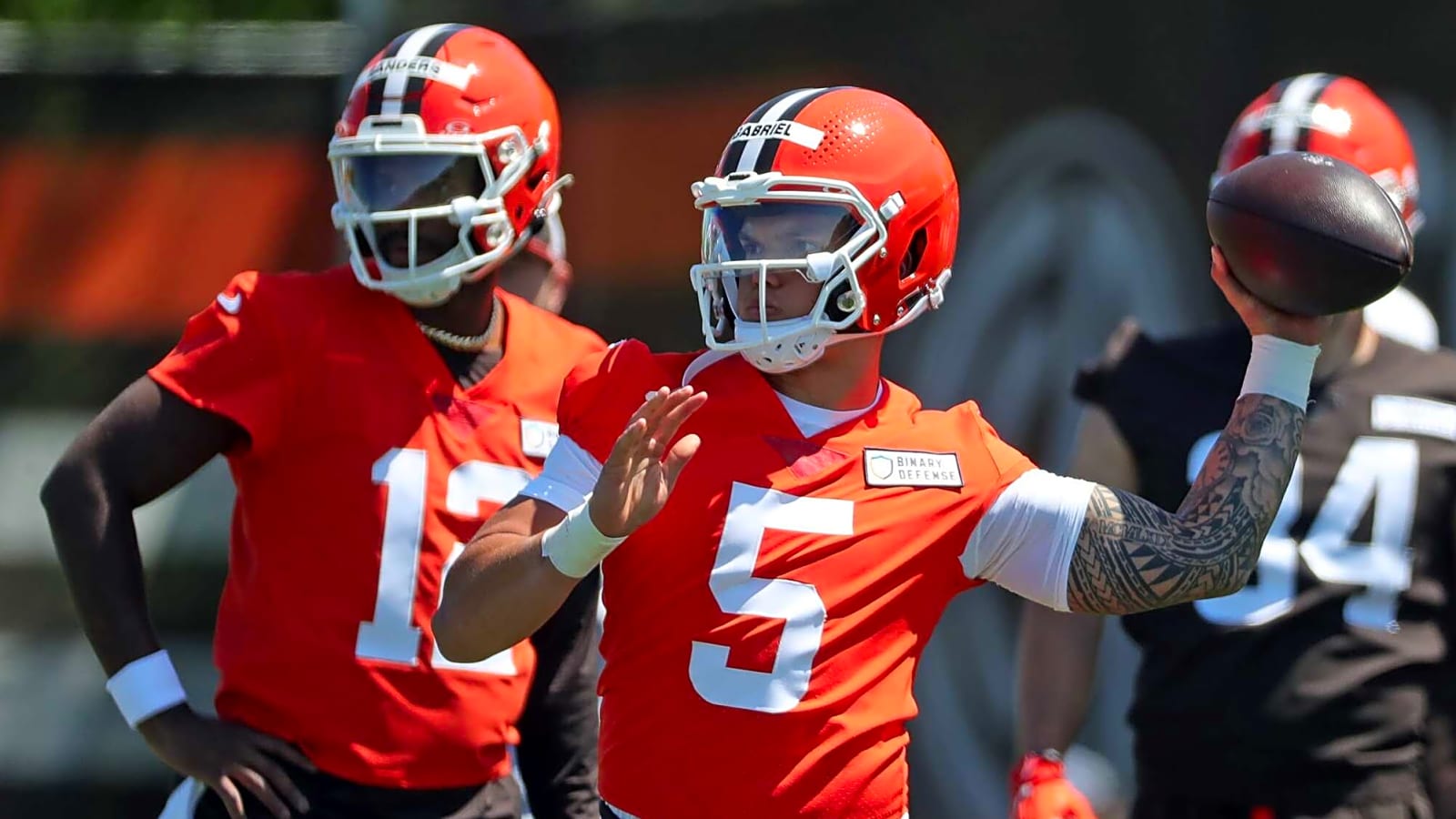 Browns 'trust' Dillon Gabriel more than Shedeur Sanders
