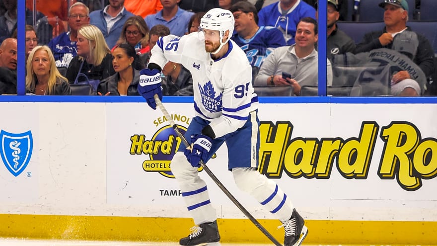 Maple Leafs 'Widening Scope', Make Several Names Available in Trade
