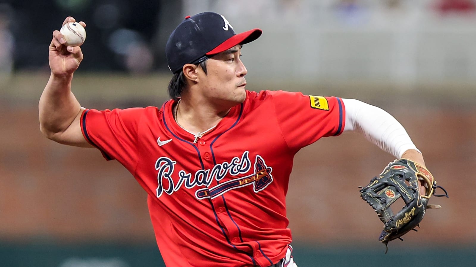 Braves Re-Sign Ha-Seong Kim