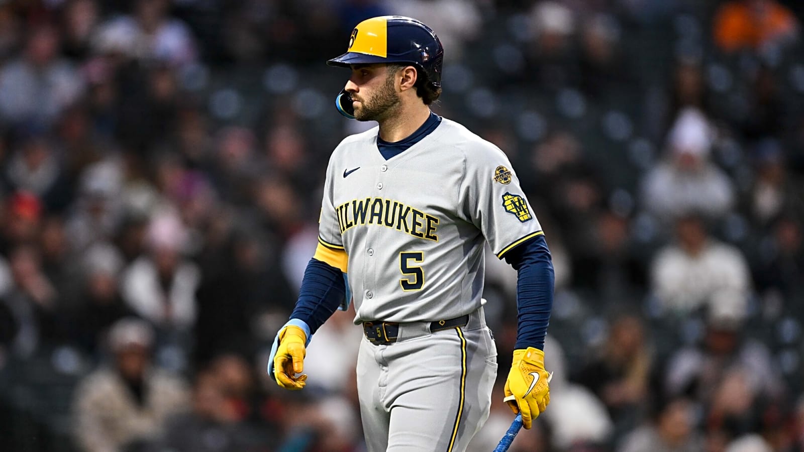 Brewers OF recommended for shoulder surgery