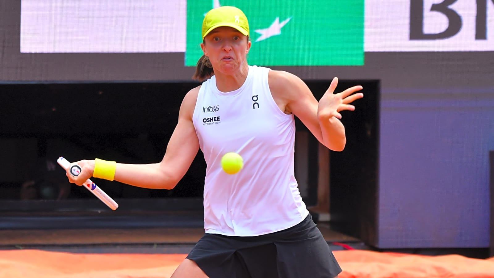 Defending champion Iga Swiatek dominates in rampant win over home favourite as Diana Shnaider and Peyton Stearns also excel