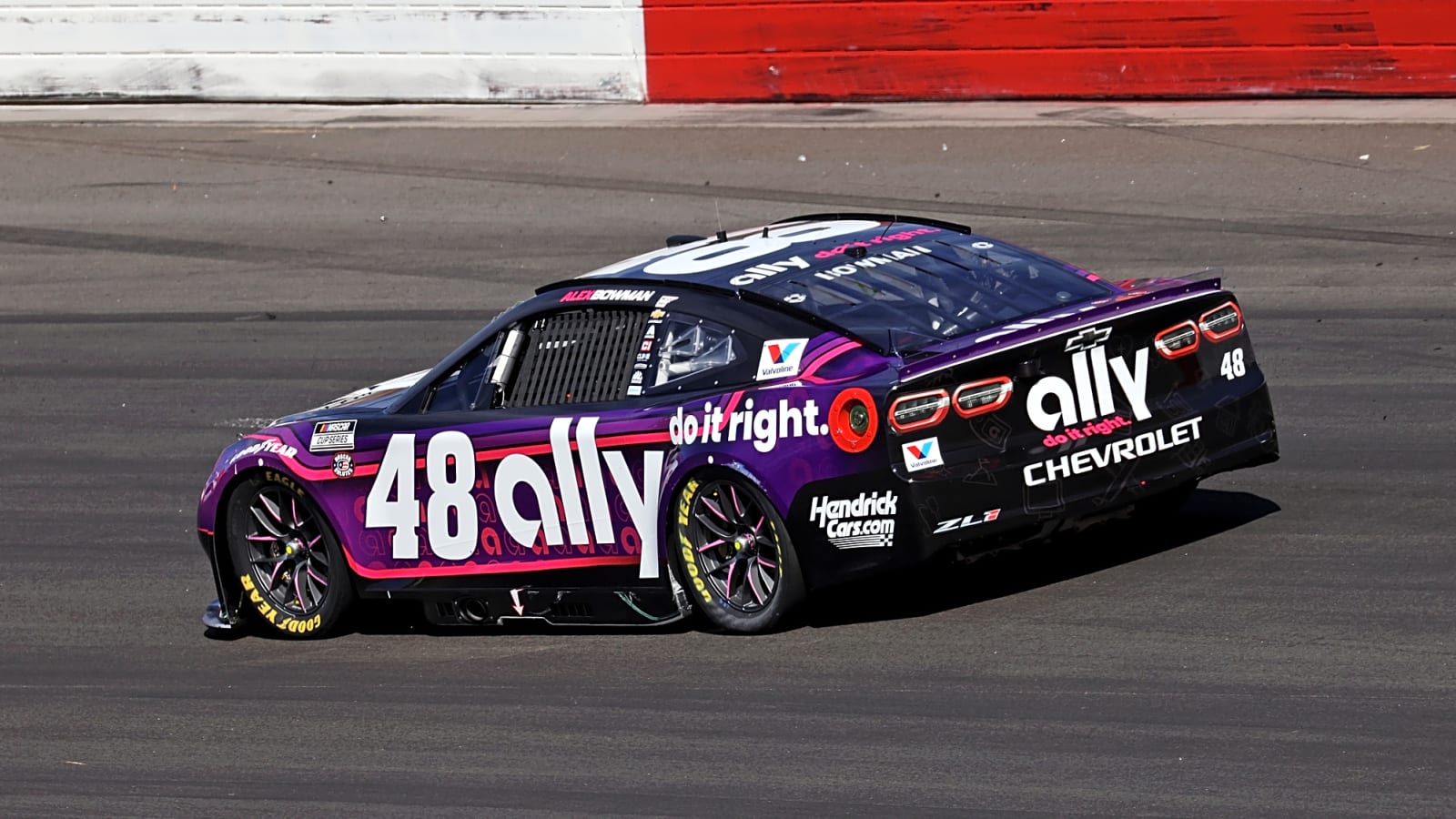 Bubba Wallace, Alex Bowman living life on NASCAR playoff bubble