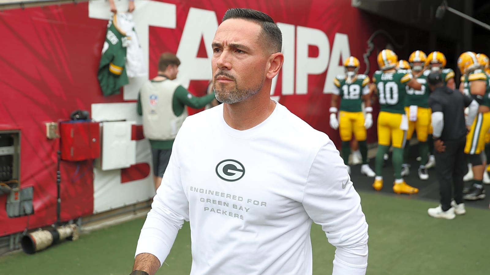 Packers Make Statement by Dominating the Bears
