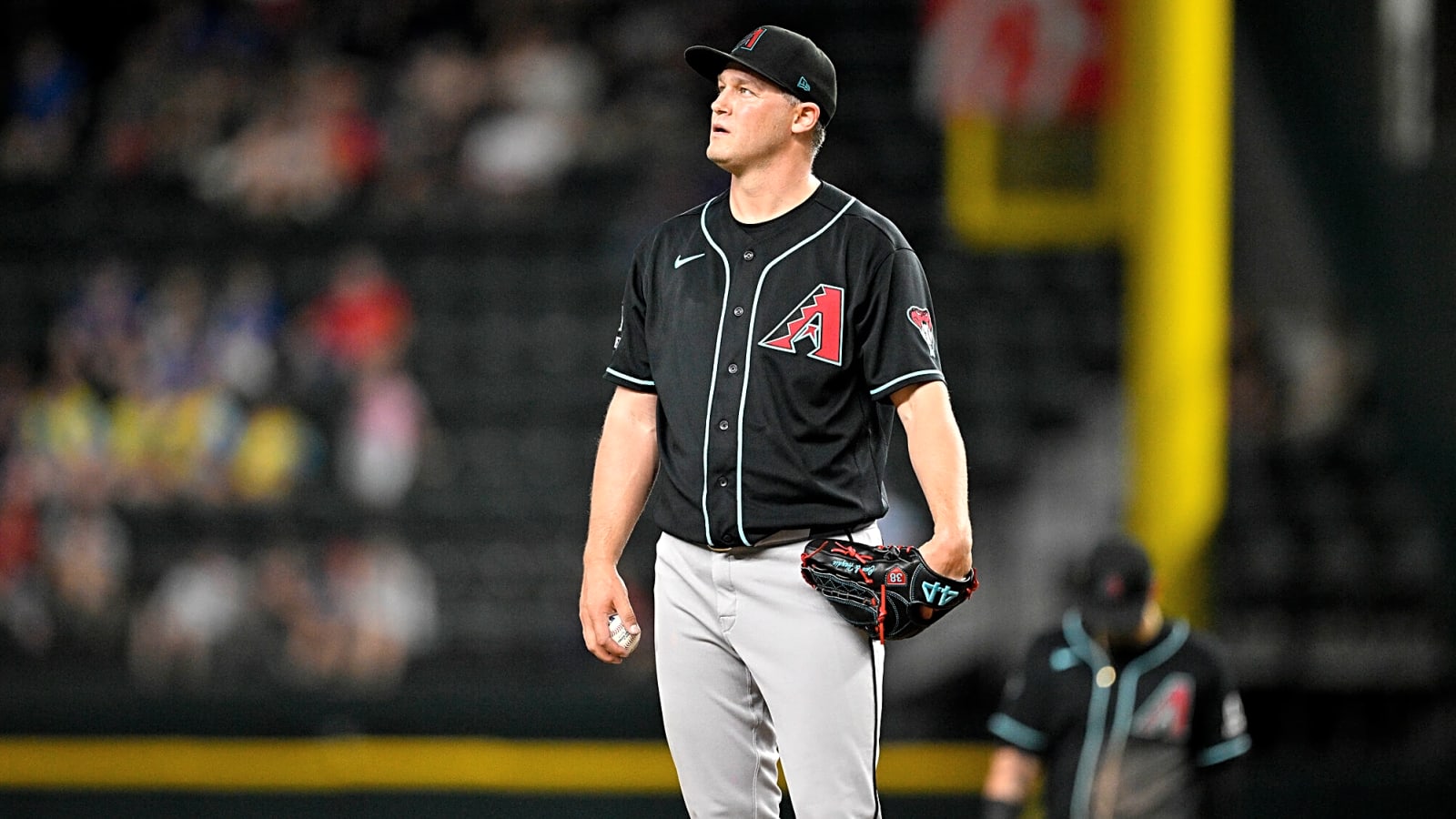 Diamondbacks’ comeback turns to heartbreak as Paul Sewald falters late