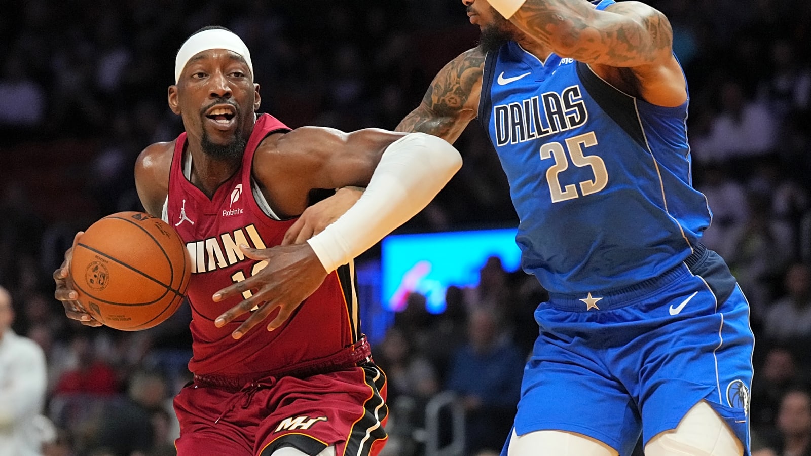 Miami Heat Edge Dallas Mavericks 106-102