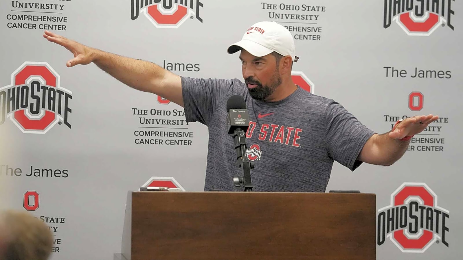 Former Ohio State assistant deals devastating blow to Buckeyes as nation&#39;s top recruit opts for biggest rival