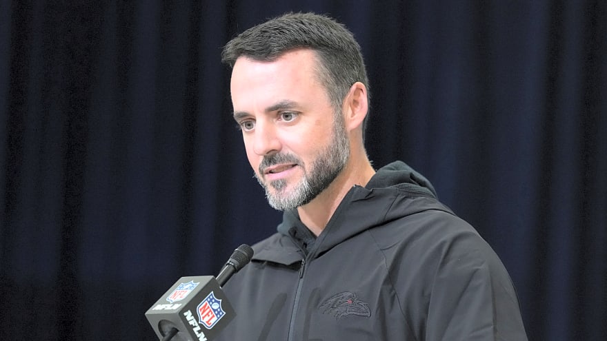Ravens' Jesse Minter has one simple request for Diego Pavia