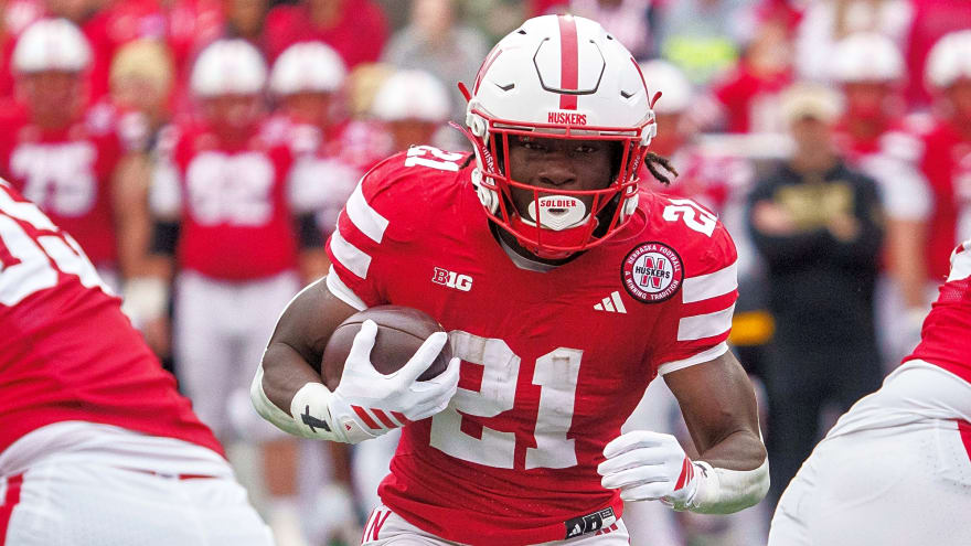 Top college RB declares for 2026 NFL Draft