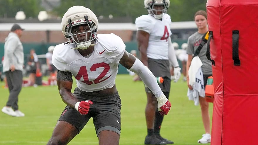 How many wolf linebackers will Alabama play in 2025?