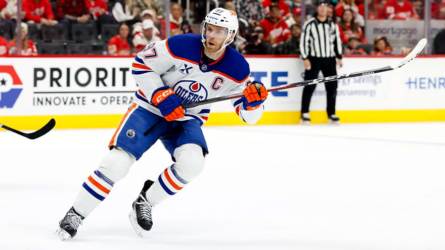 Oilers Reunite Top Stars Looking to Ignite Offense vs Senators
