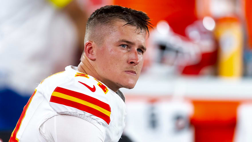 Browns have signed another quarterback