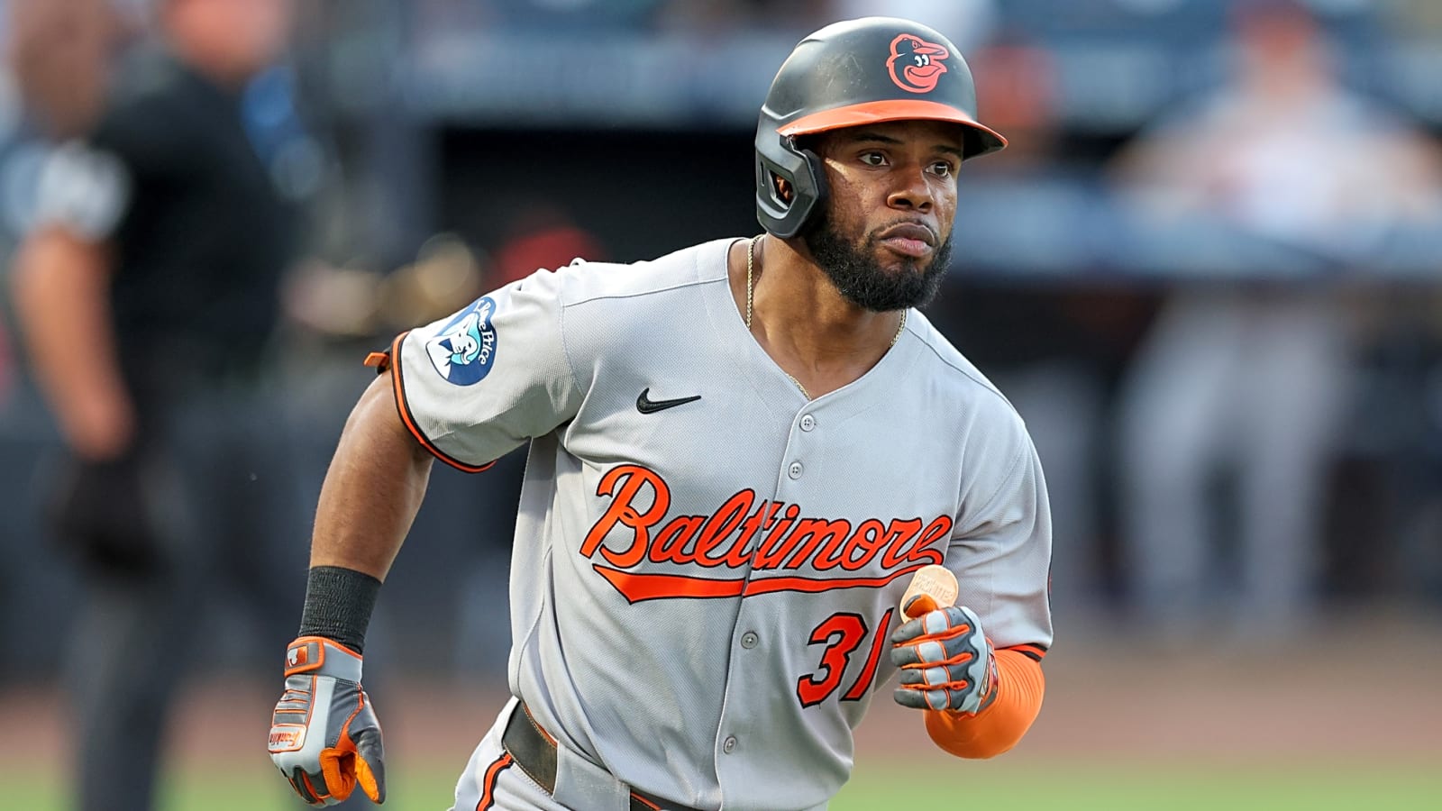 Astros reportedly interested in Orioles CF
