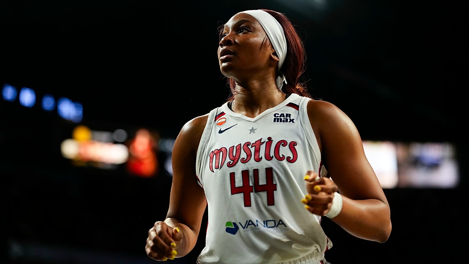 Mystics use fast start to notch road win over Fever