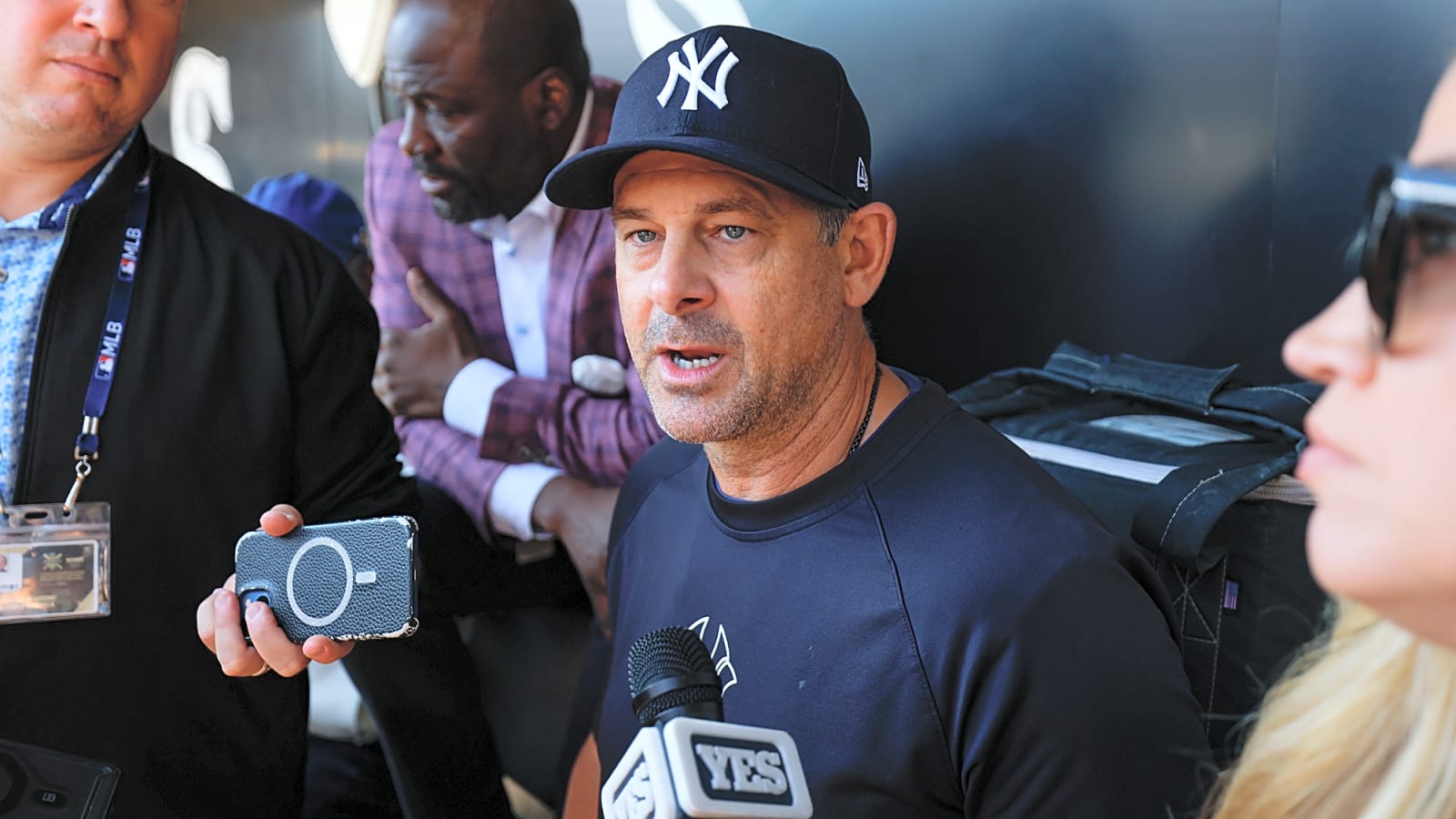 Former Yankees OF takes shot at manager Aaron Boone