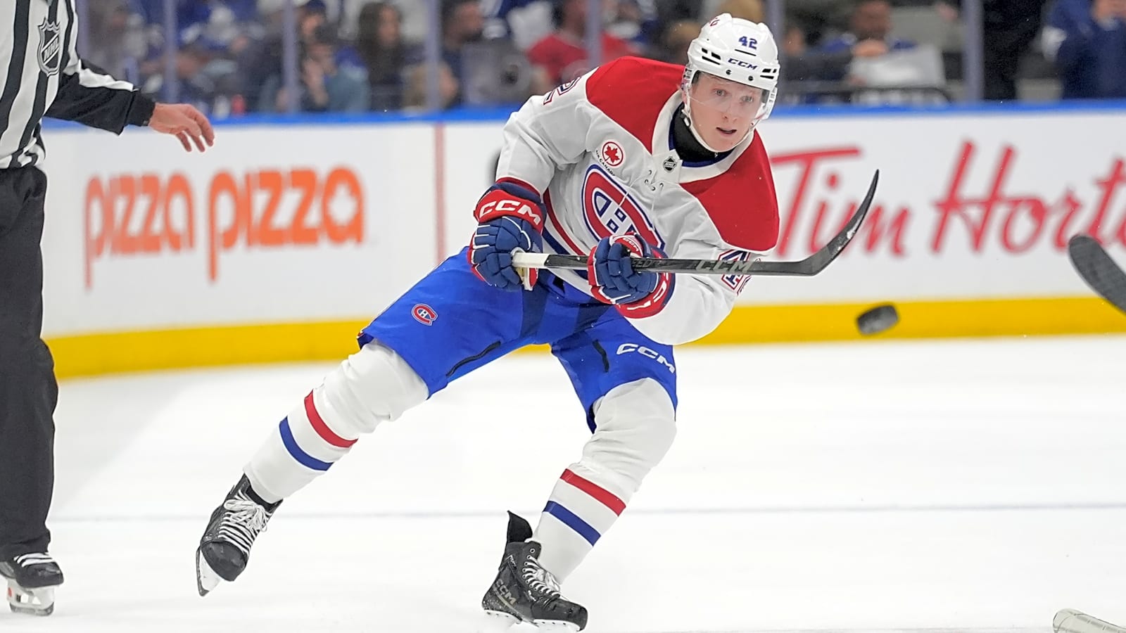 Canadiens recall top prospect Adam Engstrom