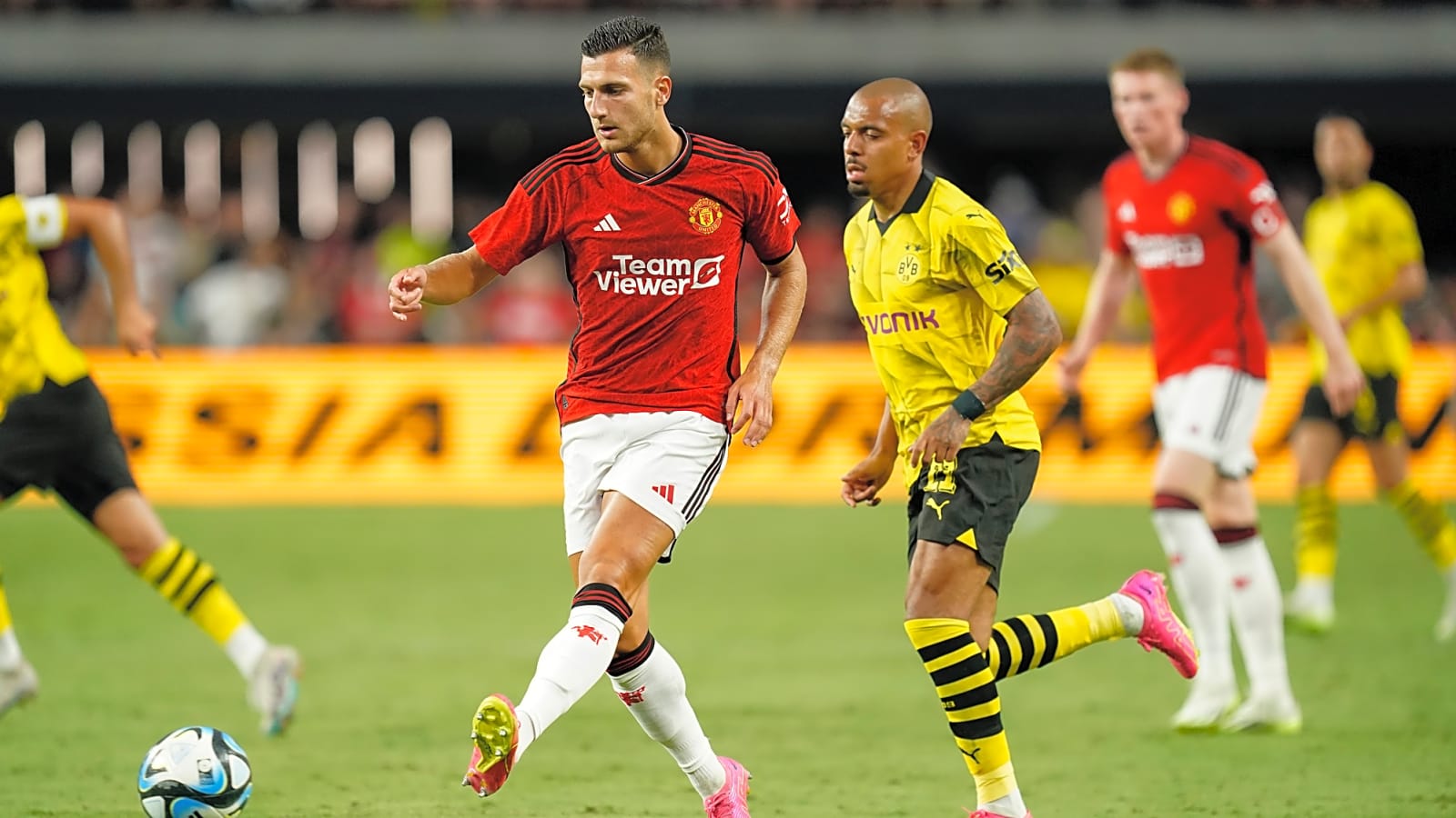 Diogo Dalot reflects on being captain against Aston Villa