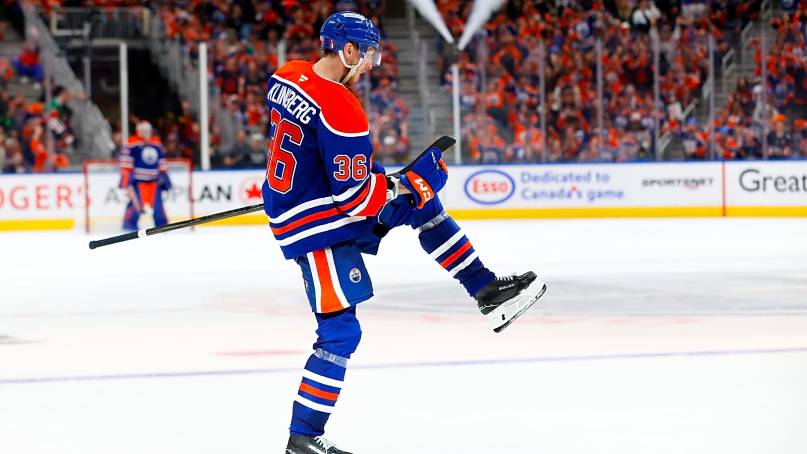 Oilers Insider Hints at Team Making Stunning Game 4 Blue Line Roster Swap