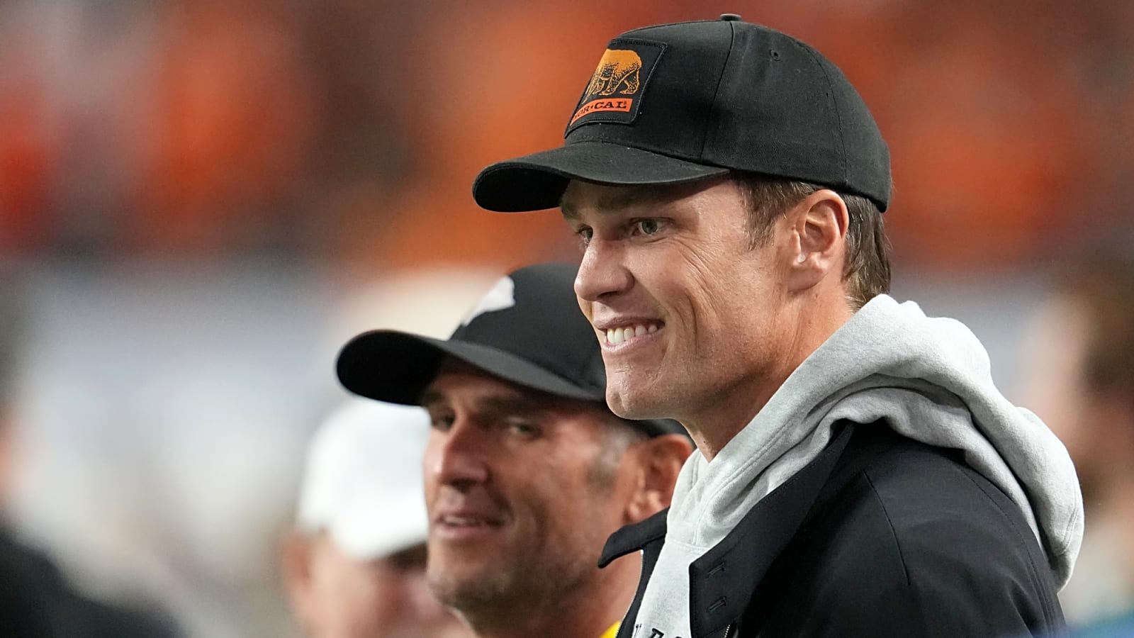 Tom Brady opens up about balancing Fox, Raiders duties