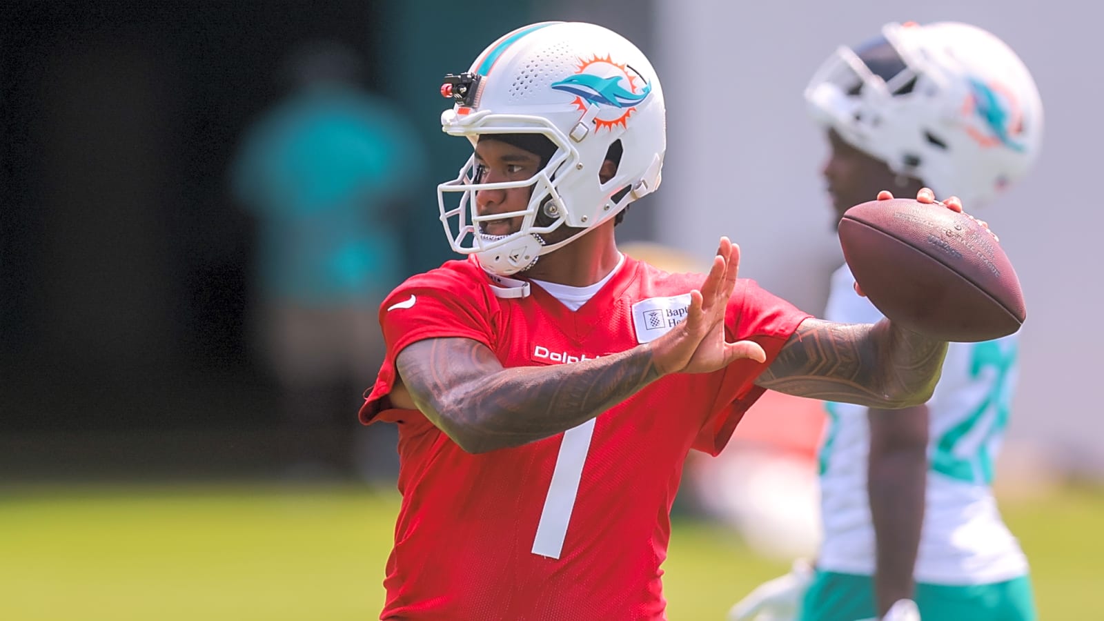 Exclusive: OJ McDuffie Believes the Dolphins’ Contract Extension Approach Has Hurt Them