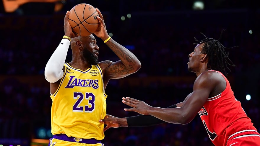 Report: LeBron James Expected To Return For Another NBA Season