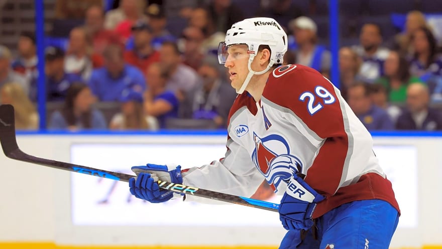 Avalanche's Nathan MacKinnon has major penalty against Oilers rescinded
