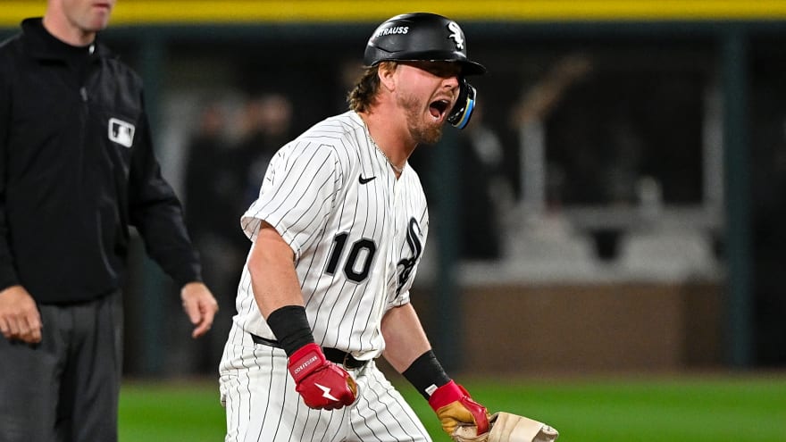 White Sox’s Chase Meidroth Named AL Gold Glove Finalist at Second Base
