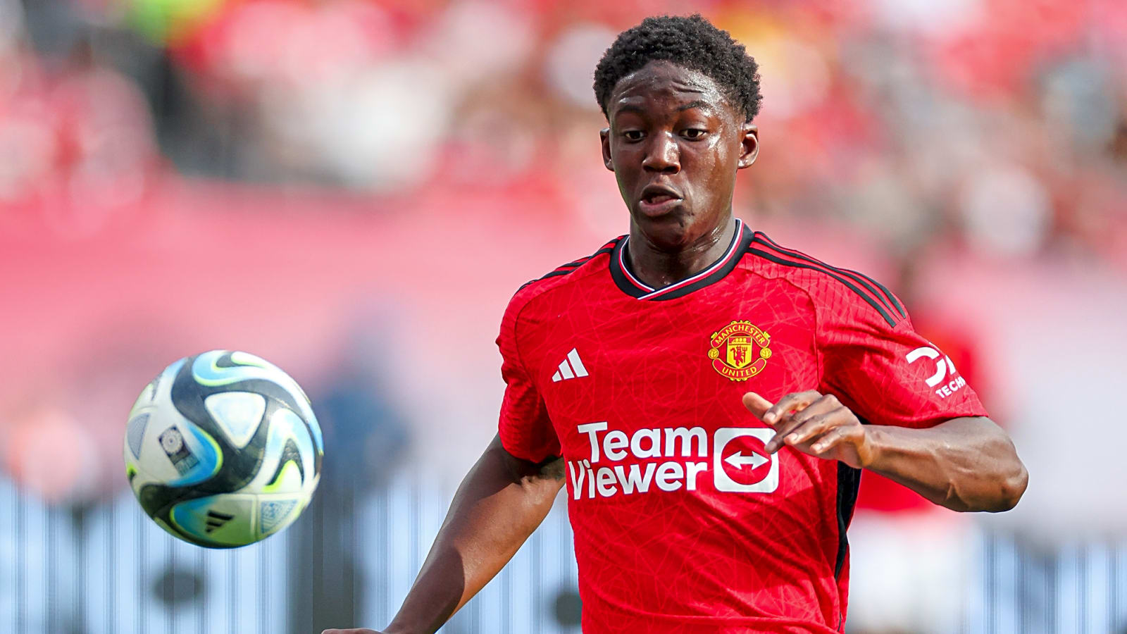 Injured Fulham star calls out Kobbie Mainoo