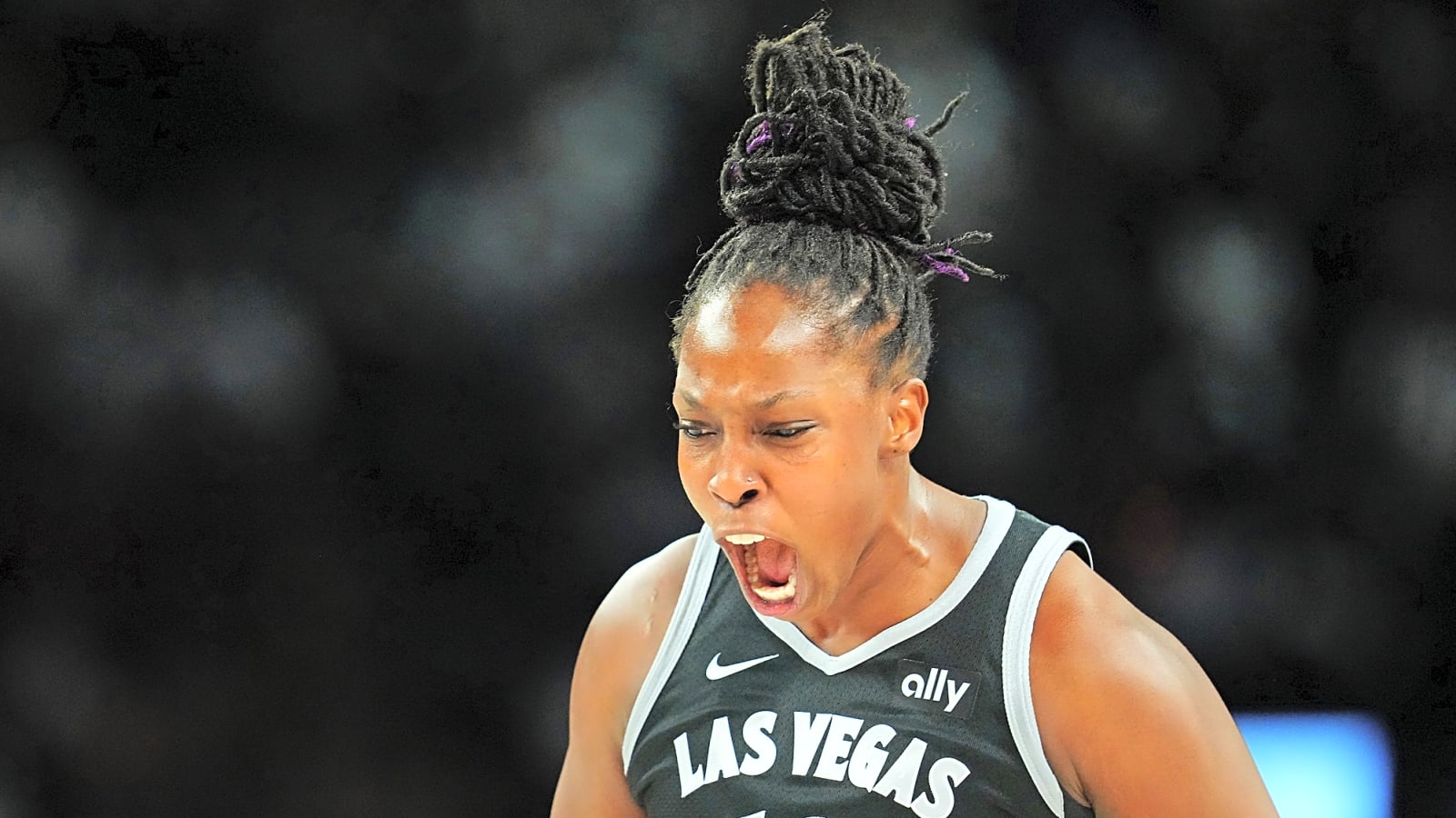 Aces’ Chelsea Gray Provides Health Update After Injury Scare vs. Fever