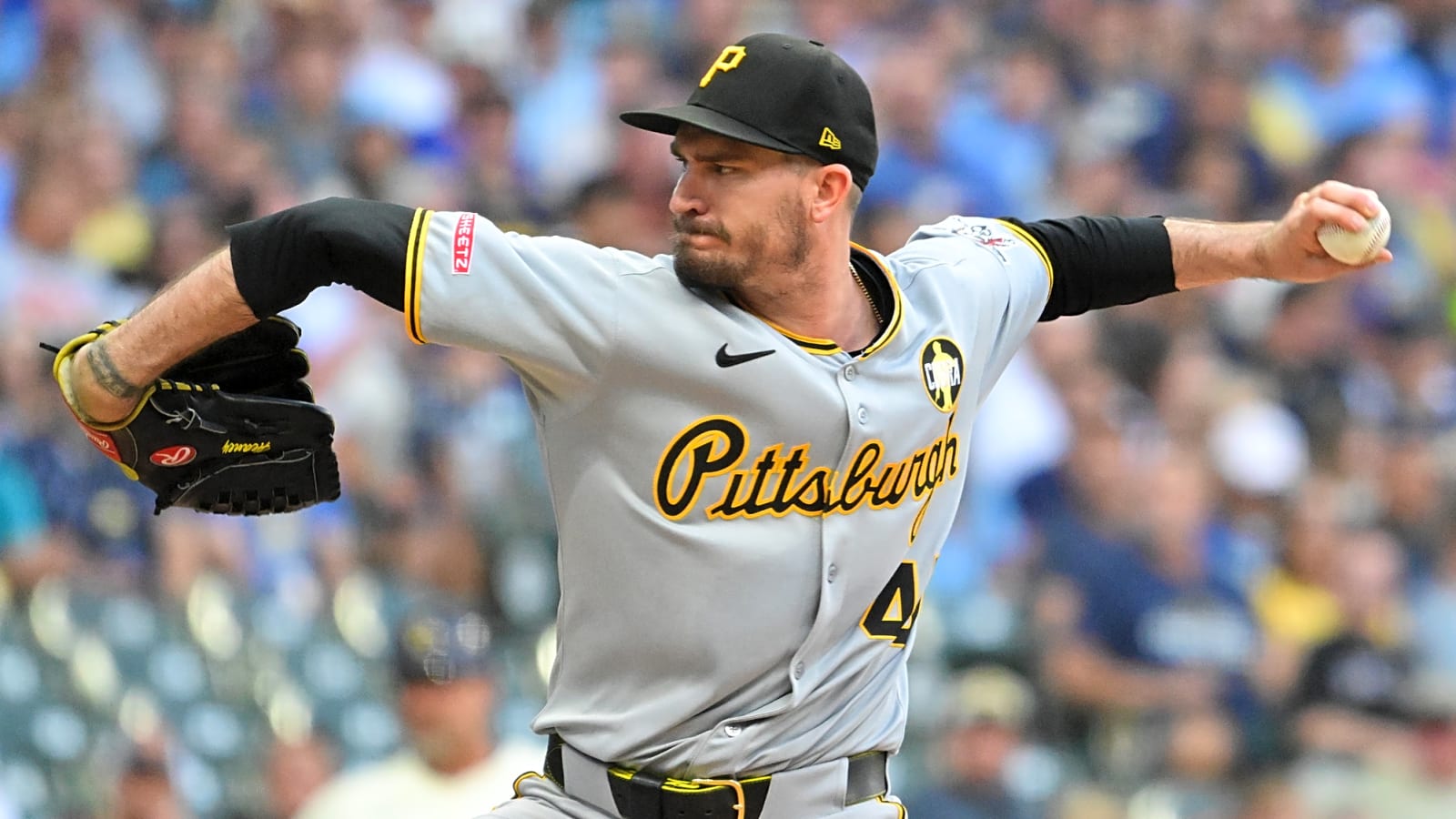 Dodgers add World Series-winning pitcher to roster
