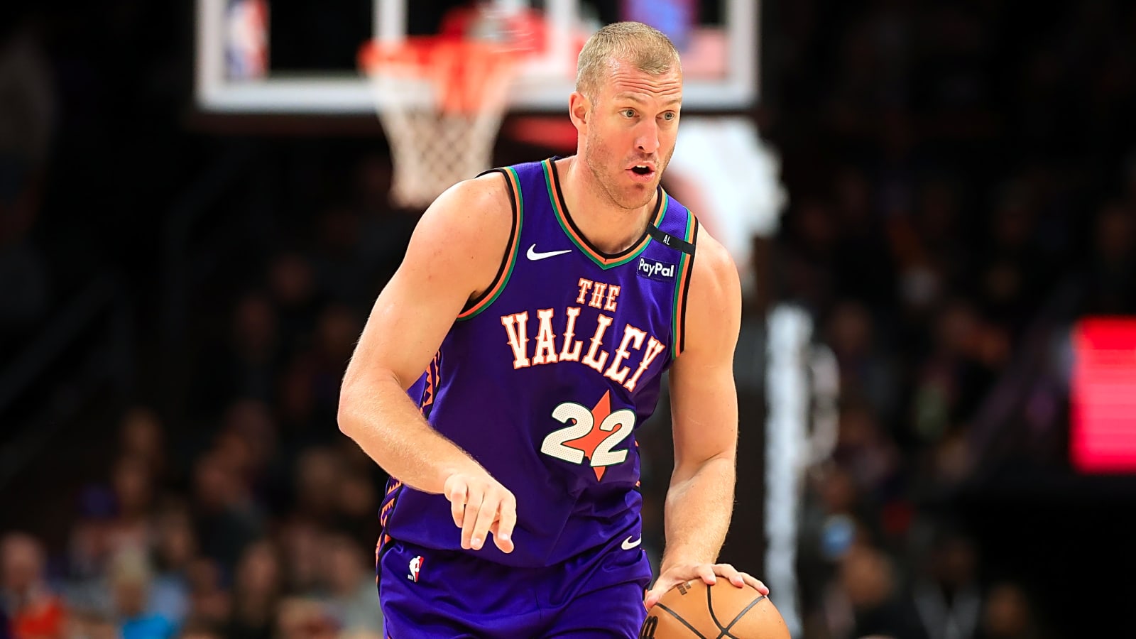Journeyman center to join Hornets again on a one-year deal