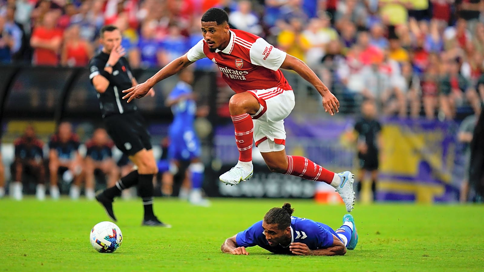 Tottenham face competition from PL rivals to land free agent; player eyeing quick resolution