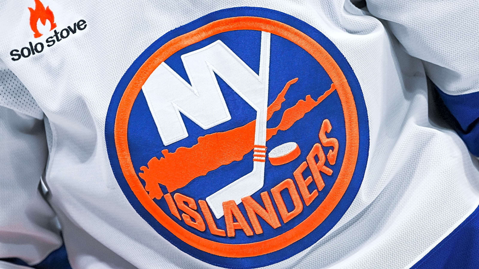 Islanders name Ryan Bowness assistant GM