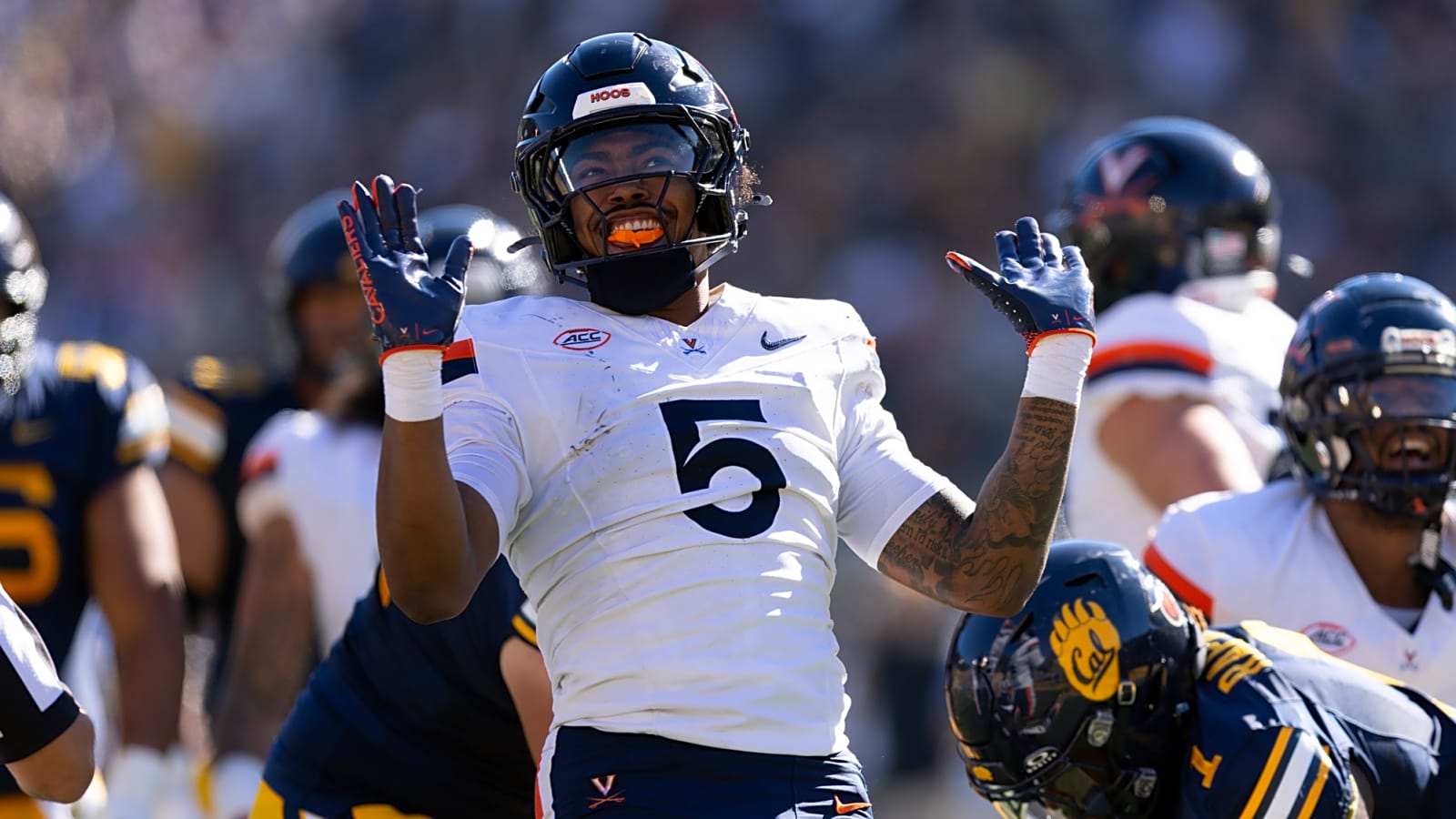 Virginia loses productive LB Kam Robinson to ACL injury