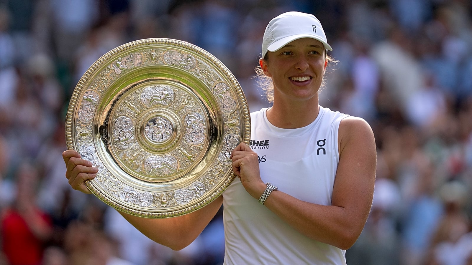 Nick Kyrgios Puts Iga Swiatek Above Coco Gauff and Aryna Sabalenka In 'Greats of This Generation' After Wimbledon Triumph