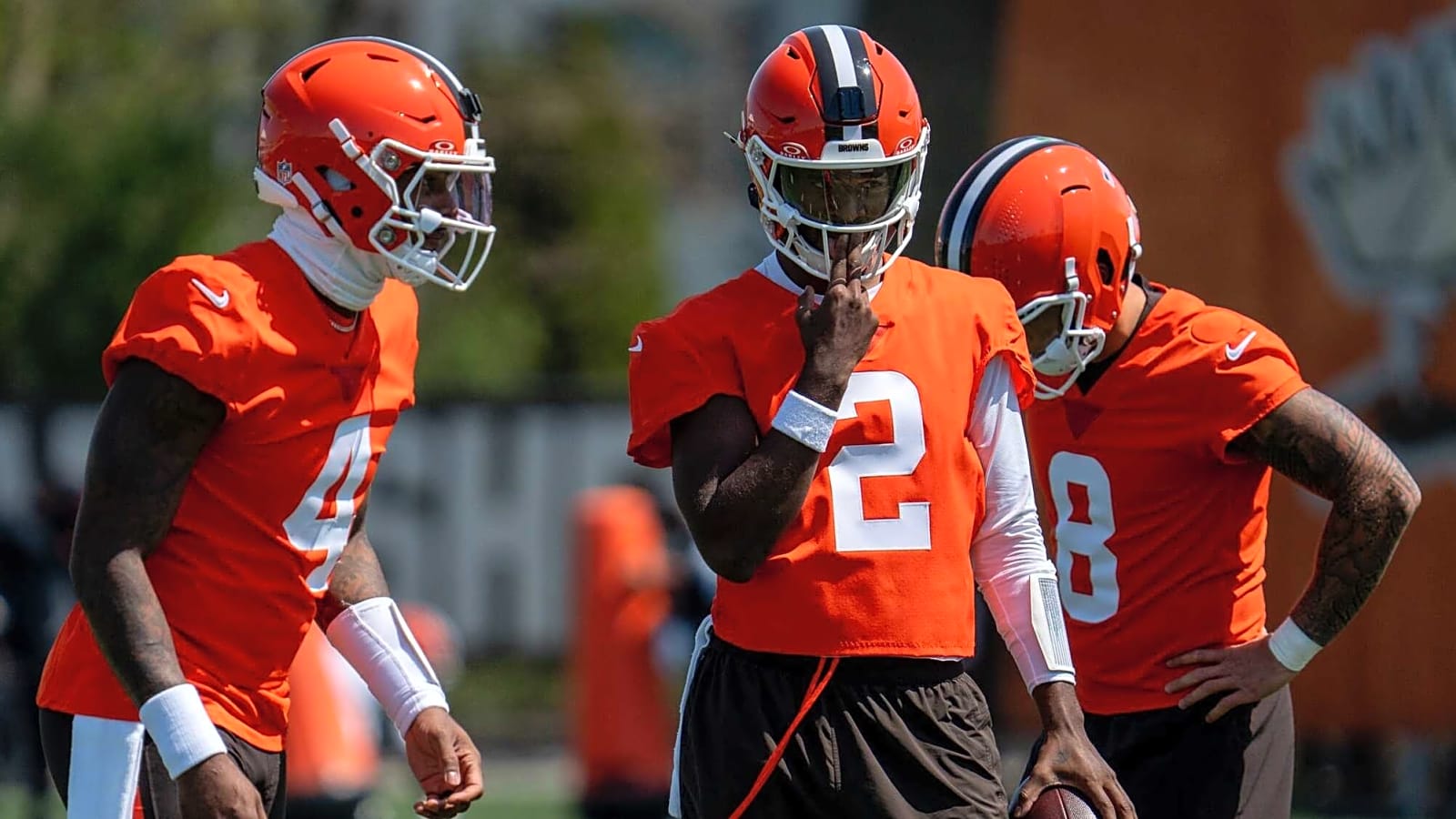 Browns could make QB change amid Sanders, Watson competition