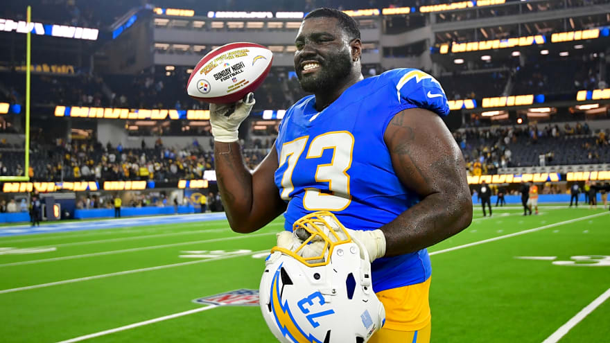 Packers Sign Former First-Round Pick Mekhi Becton to Bolster Woeful O-line