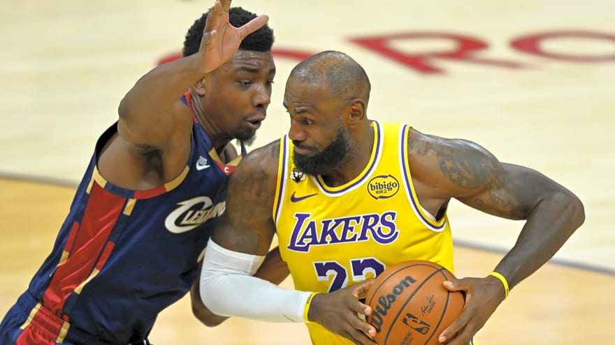 Cleveland Cavaliers Steamroll the Los Angeles Lakers As LeBron James Gets Emotional