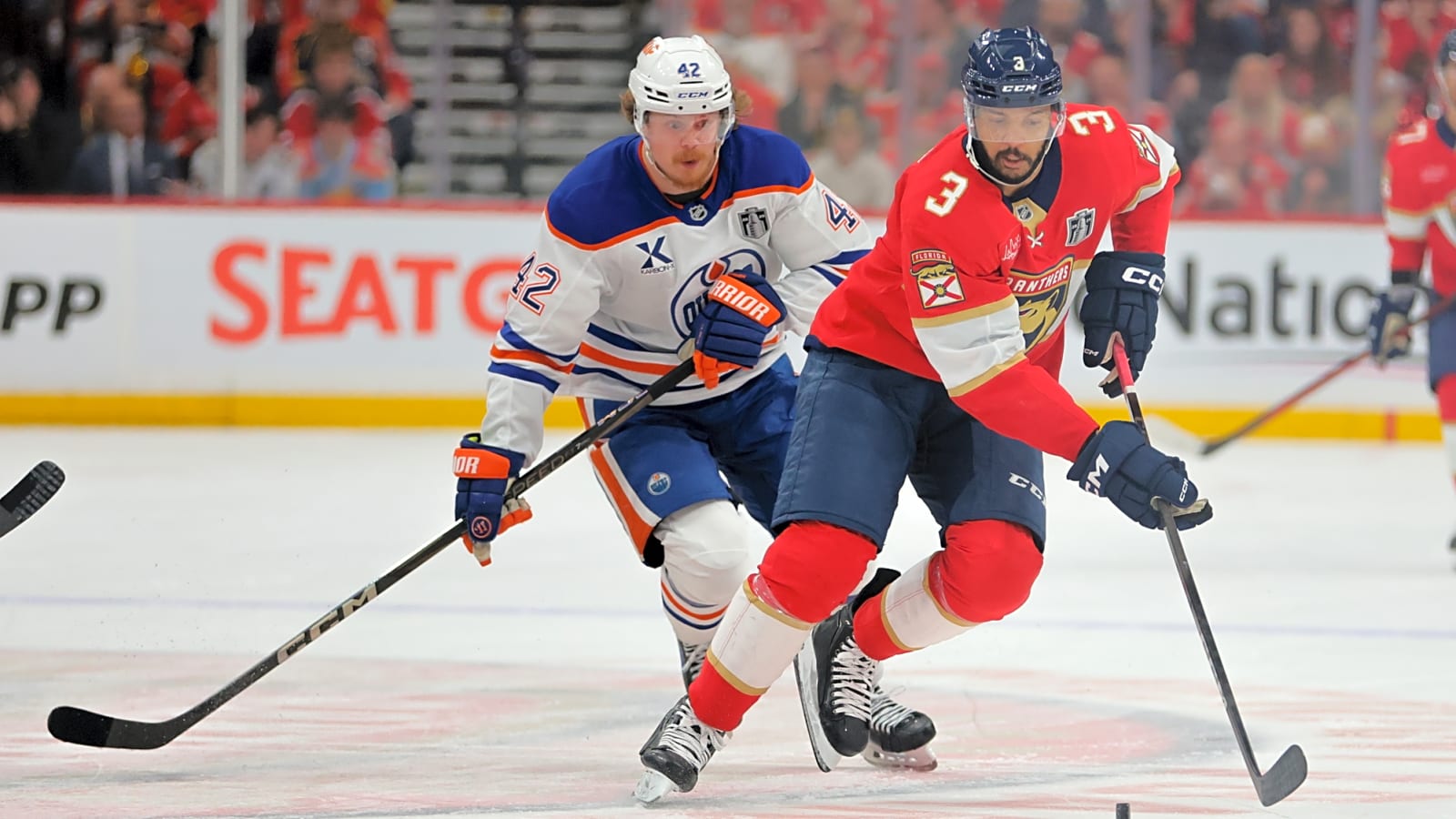 Oilers News: Kasperi Kapanen signs a 1-year, $1.3M extension with the Edmonton Oilers