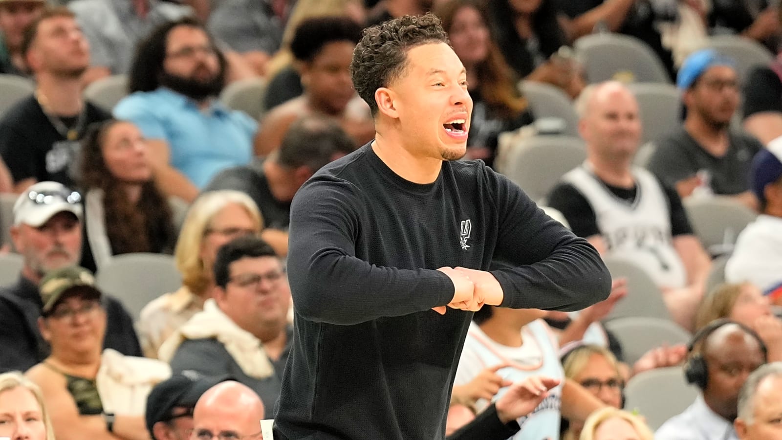 Sources: Sean Sweeney Departs Dallas Mavericks for San Antonio Spurs, More Coaching Staff Intel