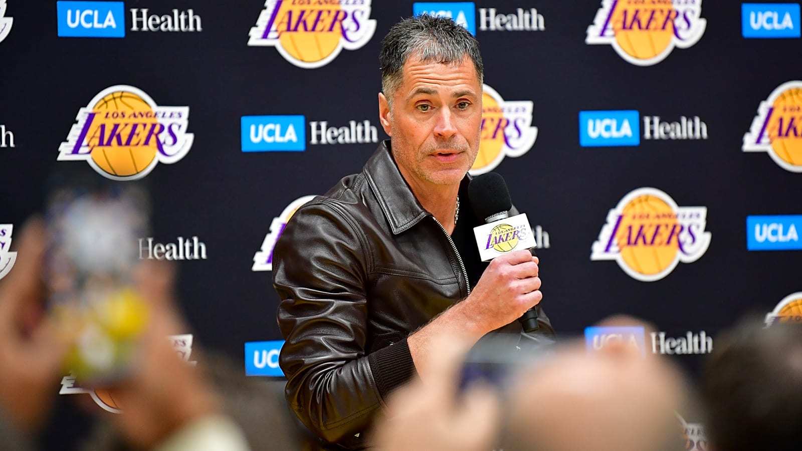 Lakers&#39; Offseason Drawing Harsh Reaction From NBA Executive