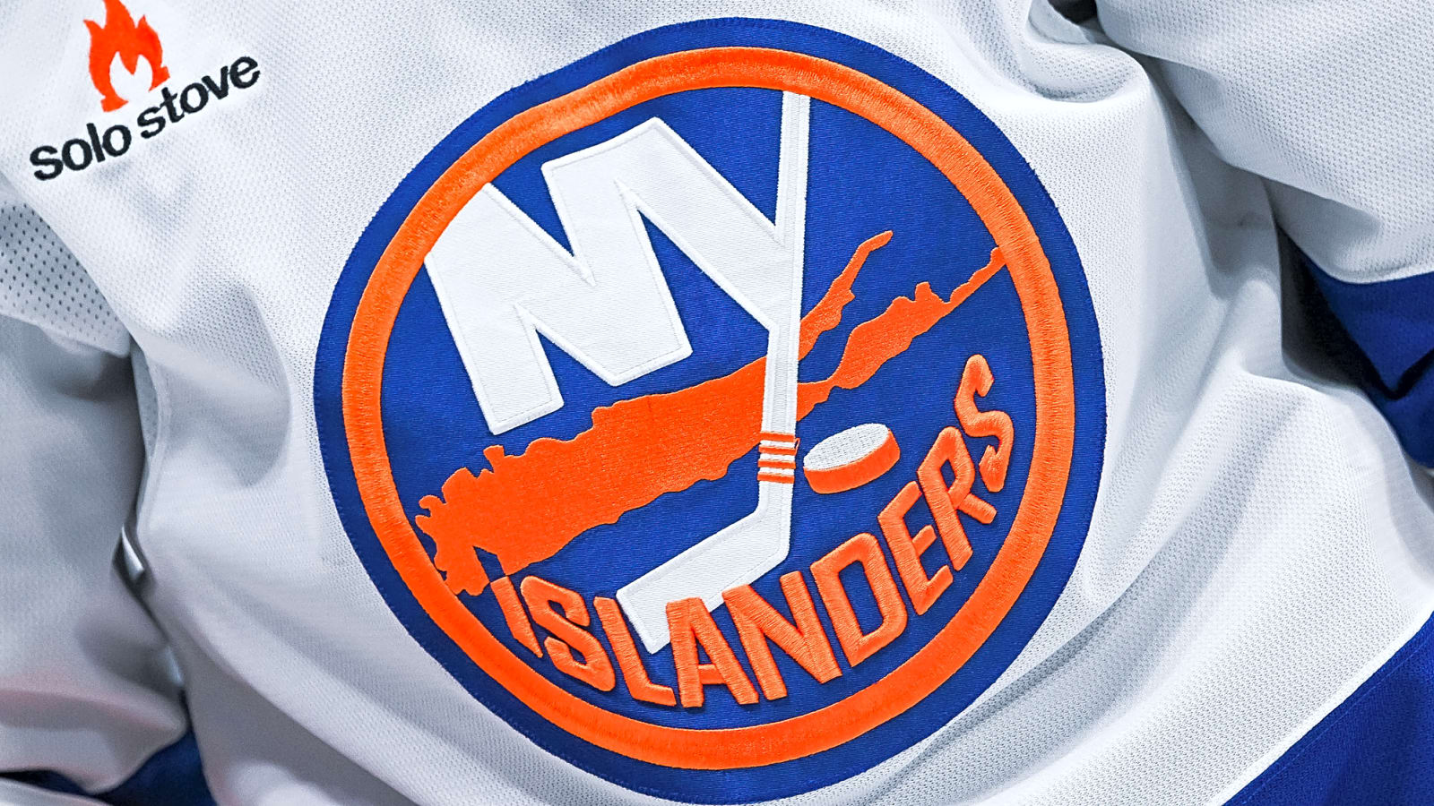 Islanders climb nine spots to No. 1 pick with stunning lottery win