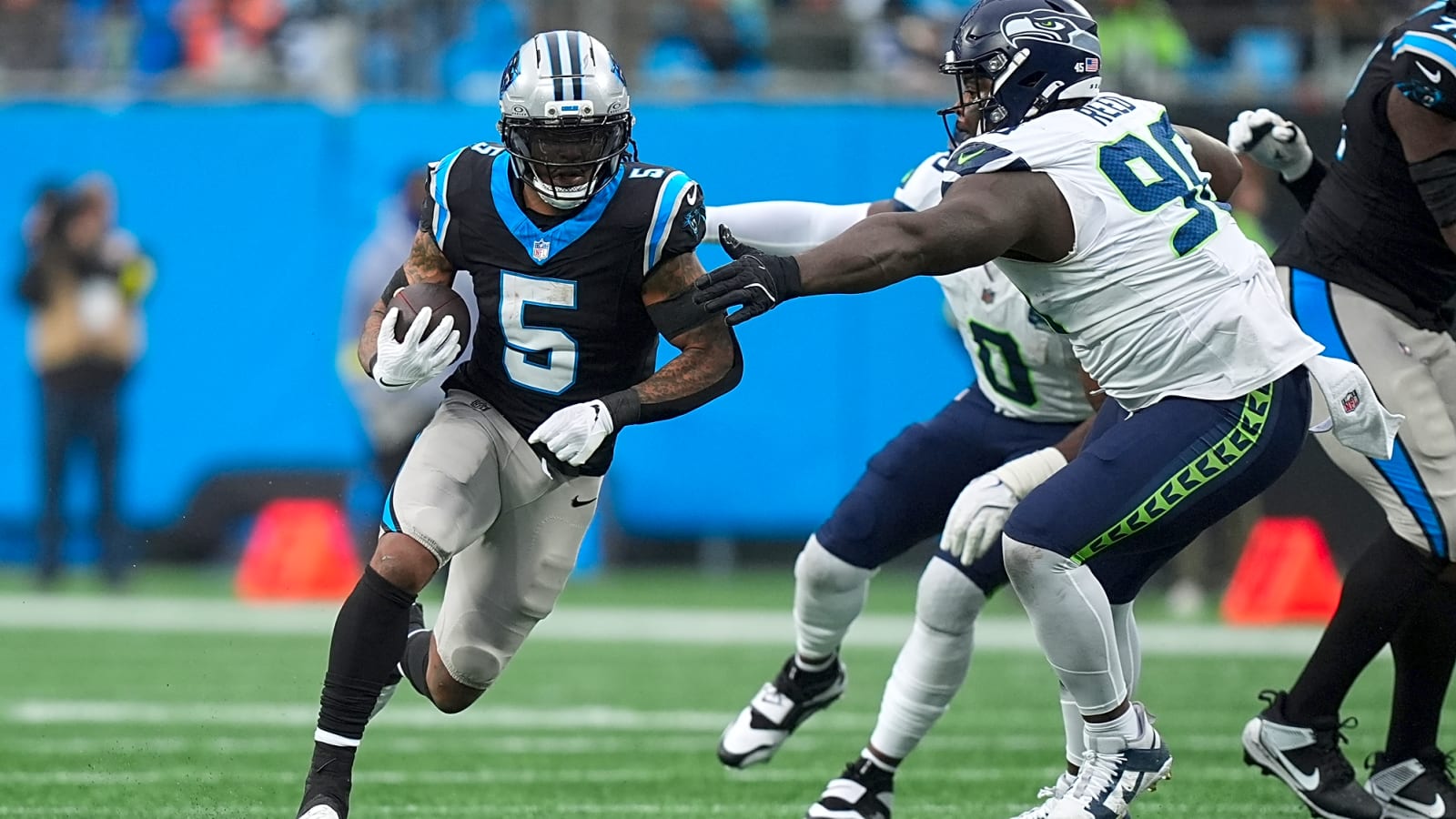 Steelers To Add RB Rico Dowdle