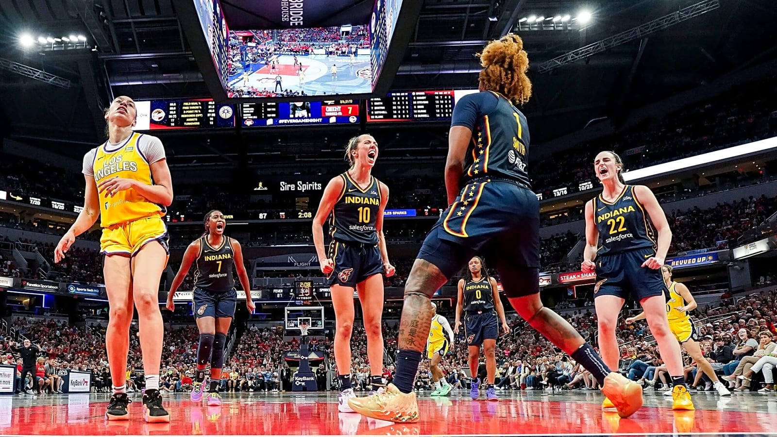 'I Sat On The Bench A Lot': Caitlin Clark’s Sharing Jersey Number With Stephanie White Gets Fever HC’s Thoughts